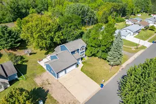 307 E Park Dr, Hibbing, MN 55746 - Photo 12