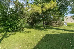 1041 Quincy St, North Mankato, MN 56003 - Photo 30