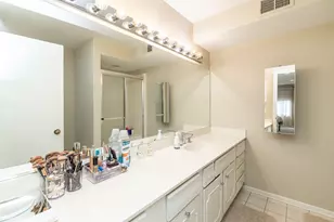 1860 Eagle Ridge Dr, Mendota Heights, MN 55118 - Photo 20