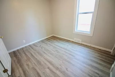 518 Andrews Avenue, Breckenridge, MN 56520 - Photo 28