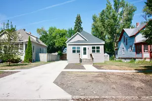 518 Andrews Ave, Breckenridge, MN 56520 - Photo 4