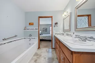5120 Parker Cir, Robbinsdale, MN 55422 - Photo 18
