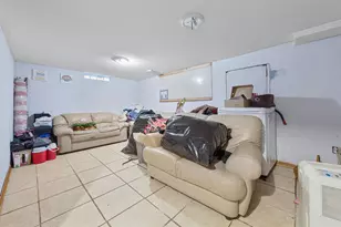 74 S Cordova Ave, Le Center, MN 56057 - Photo 12