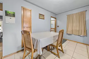 74 S Cordova Ave, Le Center, MN 56057 - Photo 6