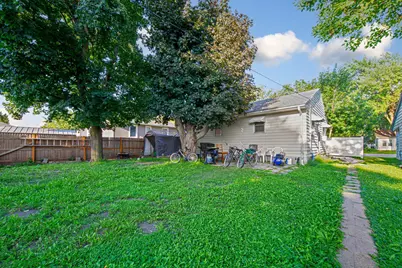 74 S Cordova Avenue, Le Center, MN 56057 - Photo 18