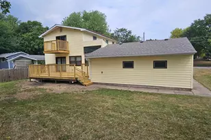 1650 Old Hudson Rd, Saint Paul, MN 55106 - Photo 2