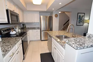 15635 24th Ave N, Plymouth, MN 55447 - Photo 6