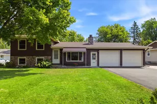 280 117th Ln NE, Blaine, MN 55434 - Photo 2