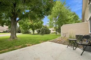 724 85th Ln NW, Coon Rapids, MN 55433 - Photo 6