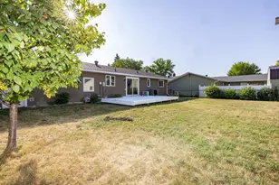312 3rd Ave E, Halstad, MN 56548 - Photo 2