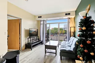 2600 University Ave SE, Minneapolis, MN 55414 - Photo 10