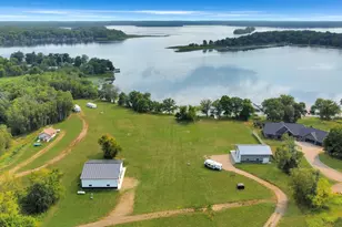 29713 Pioneer Ave, Aitkin, MN 56431 - Photo 2