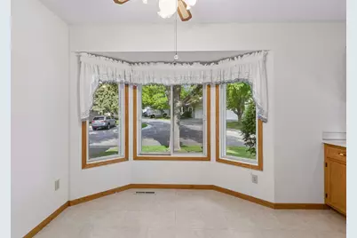 14116 Essex Lane, Apple Valley, MN 55124 - Photo 4