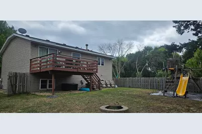 7040 71st Avenue N, Brooklyn Park, MN 55428 - Photo 2