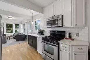 4237 Abbott Ave N, Robbinsdale, MN 55422 - Photo 4