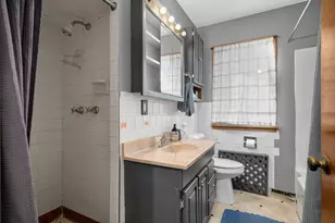 684 Bidwell St, Saint Paul, MN 55107 - Photo 16