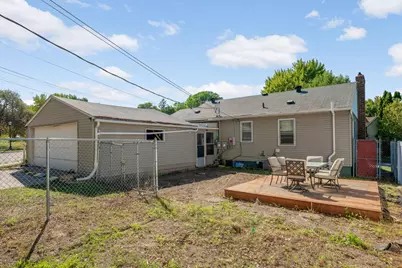 684 Bidwell Street, Saint Paul, MN 55107 - Photo 26