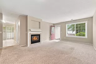 2009 Gresham Ave N, Oakdale, MN 55128 - Photo 6