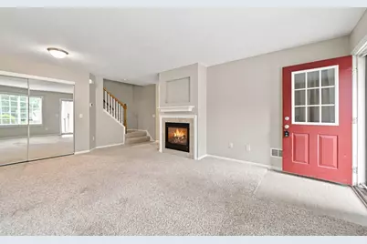 2009 Gresham Avenue N #19, Oakdale, MN 55128 - Photo 4