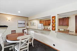 10113 W 34th St, Minnetonka, MN 55305 - Photo 10