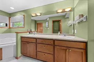 9779 Wedgewood Cir, Woodbury, MN 55125 - Photo 18
