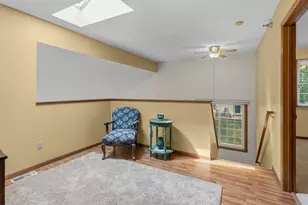 2551 Bedford Ct, Mendota Heights, MN 55120 - Photo 10