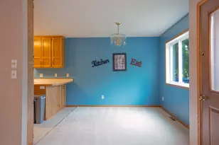 2733 26th St Cir S, Moorhead, MN 56560 - Photo 8