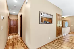 2061 Cardinal Glen, North Saint Paul, MN 55109 - Photo 12