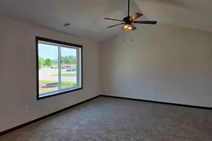2025 Clark St, Saint Peter, MN 56082 - Photo 8