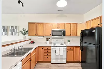 789 Providence Drive, Shakopee, MN 55379 - Photo 6