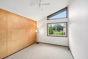 1748 McKnight Rd N, Maplewood, MN 55109 - Photo 22
