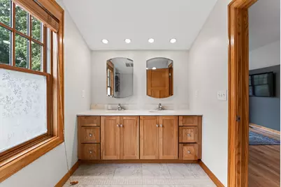 2584 S Shore Boulevard, White Bear Township, MN 55110 - Photo 16