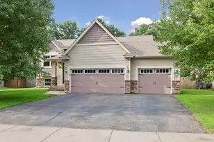 636 130th Ln NE, Blaine, MN 55434 - Photo 2