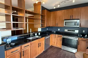15 E Franklin Ave E, Minneapolis, MN 55404 - Photo 2