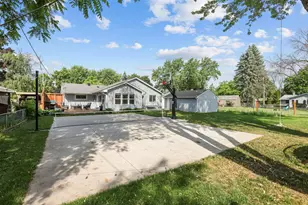 3680 Fairlane St, White Bear Lake, MN 55110 - Photo 28