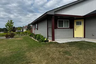 1302 Greentree Dr, Saint Croix Falls, WI 54024 - Photo 6