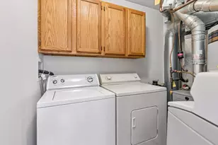15329 Greenhaven Ln, Burnsville, MN 55306 - Photo 18