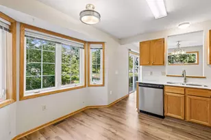 15329 Greenhaven Ln, Burnsville, MN 55306 - Photo 14