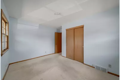 903 Parallel Street, Chaska, MN 55318 - Photo 20
