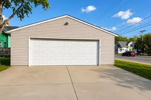 303 20th Ave N, Saint Cloud, MN 56303 - Photo 2