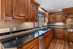 201 12th Ave NW, Pipestone, MN 56164 - Photo 16