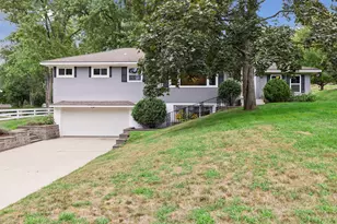 2820 W 91st St, Bloomington, MN 55431 - Photo 1