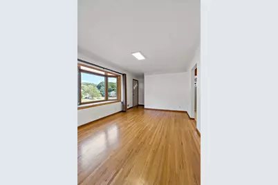 407 12th Avenue S, South Saint Paul, MN 55075 - Photo 6