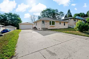 407 12th Ave S, South Saint Paul, MN 55075 - Photo 2