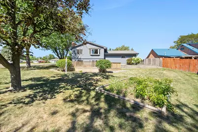 801 E 102nd Street, Bloomington, MN 55420 - Photo 40