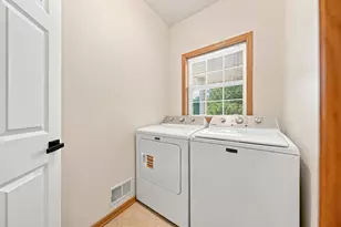563 Summit Ave, Dundas, MN 55019 - Photo 4