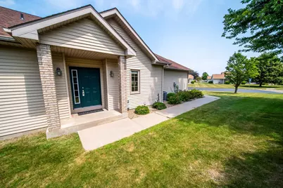 2862 Century Ct NE, Rochester, MN 55906 - Photo 4