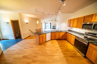 2862 Century Ct NE, Rochester, MN 55906 - Photo 6