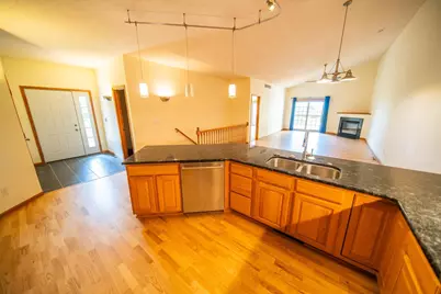2862 Century Ct NE, Rochester, MN 55906 - Photo 10
