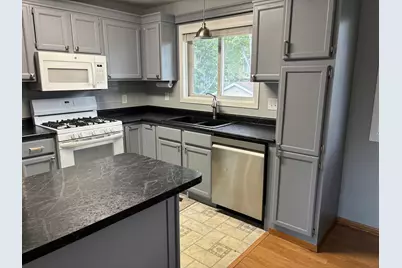 7101 Upper 17th Street N, Oakdale, MN 55128 - Photo 6